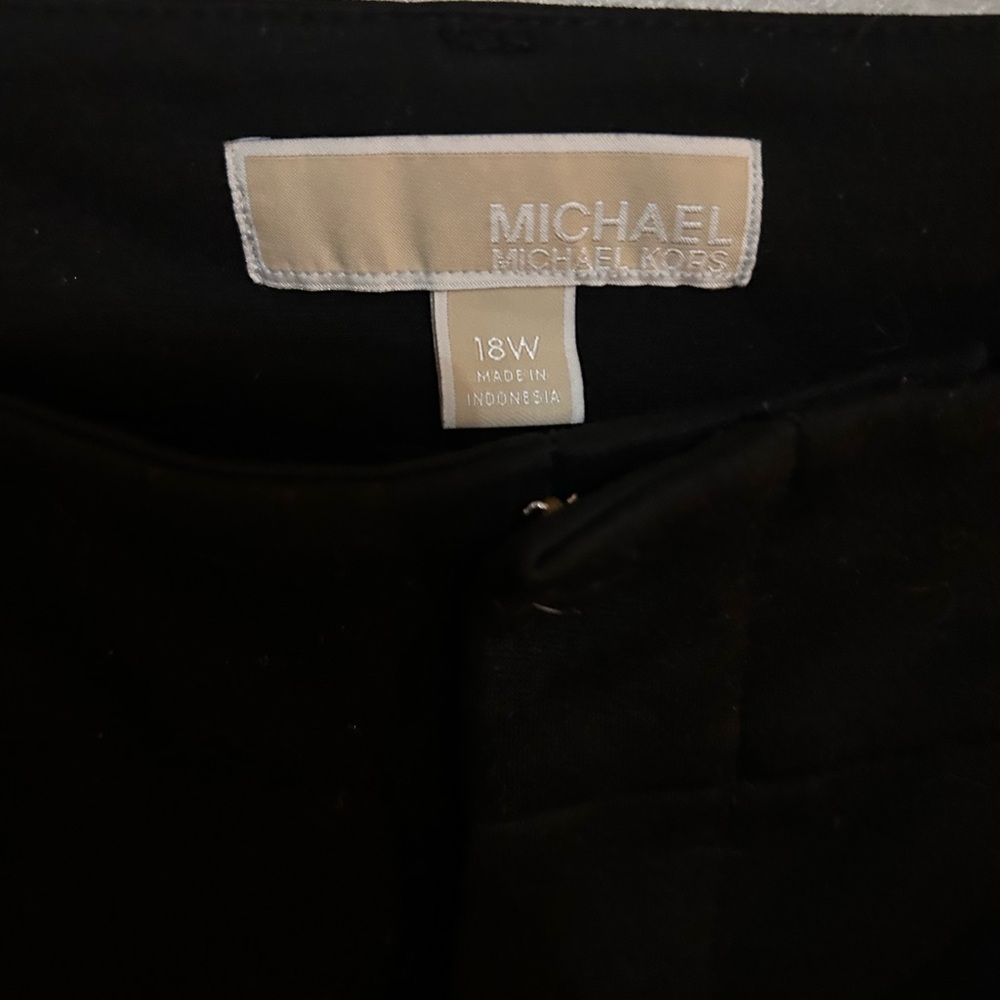 Michael Kors Cropped Dress Pants - Picture 2 of 5